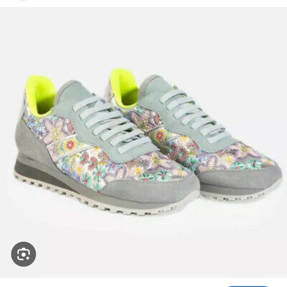 Johnny Was‎ Floral Embroidered Keya Shine Light Blue Sneakers Shoe Size 38 - Picture 1 of 8